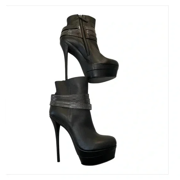 RODO LEATHER HEELS MADE IN ITALY NIB SIZE 9.5